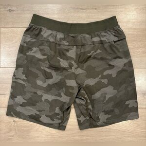 Lululemon T.H.E. Shorts 9” Linerless Green Camo Men’s XL